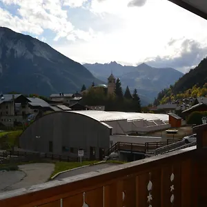 Joli Exposé Sud Avec Terrasse Appartement La Plagne